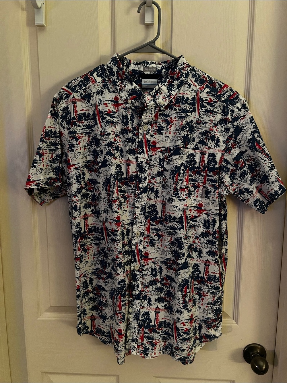 Columbia Short-Sleeve Button-Down Shirt in White, Navy & Red Nautical-Like  -New